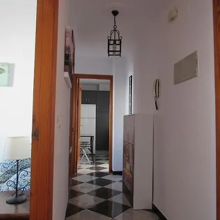 Centro Conilalquiler Apartment *